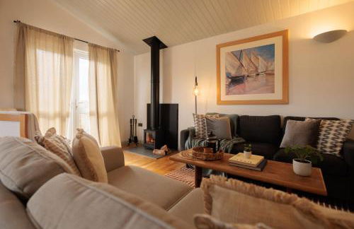 The Retreat, Waterfront & Log Burner - Foto 17