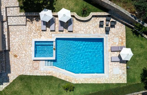 Villa Piedra Acharavi - Foto 4