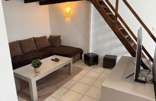 OULLINS T3 COSY 70M2 - 6 Pers 2 Chambre - 2 Mezzanines Métro & centre à Pied - Foto 47