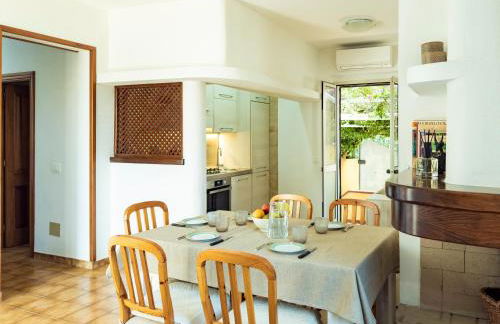 Casa Olivia - Casa indipendente nel centro di Cannigione a 3 minuti a piedi dal lungomare, 5 minuti a piedi dalla spiaggia più vicina e vicinissima alle spiagge più belle della Costa Smeralda - Foto 18