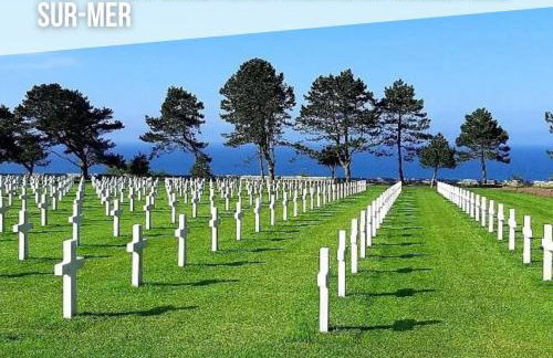 Les Voiles, maison bien équipée 10 p 2 sdb, 2 WC, spacieuse lumineuse avec jardin clos, garage, terrasse, parking privatif, à 950 m de la plage d'Asnelles et tous commerces, près de Bayeux et Arromanches, chiens bienvenus - Foto 42