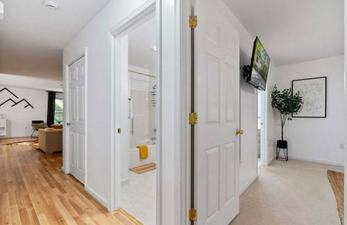 Cozy Retreat w Hot Tub Firepit & Grill near Bryce - Foto 31