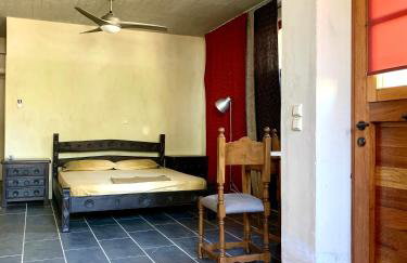 Kyparissi Guest House - Photo 4