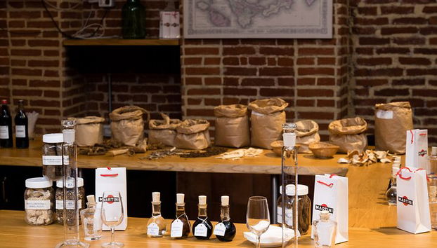 Vermouth Class - création de vermouth et dégustation de produits Martini - Photo 2