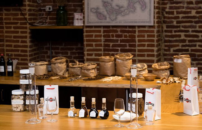 Vermouth Class - création de vermouth et dégustation de produits Martini - Photo 2
