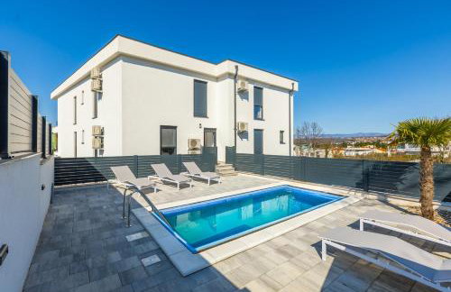 Aura Malinska - private pool - Foto 3