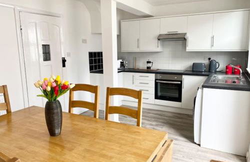 Charming Seaside Cottage in Leigh-on-Sea - Foto 11