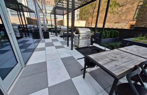 Premier Penthouses and Apartment with Captivating Views of Millennium Park - Photo 72