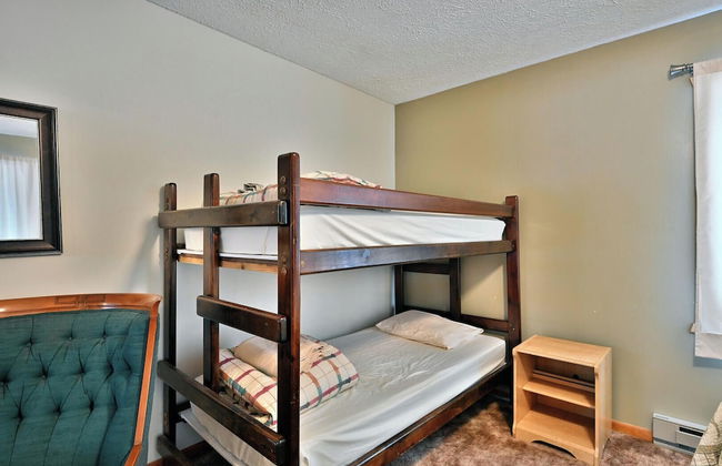 H's Place - Photo 10