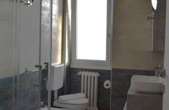 Green and Blue Apartment - Metro C, Free Parking and Wifi - Foto 35