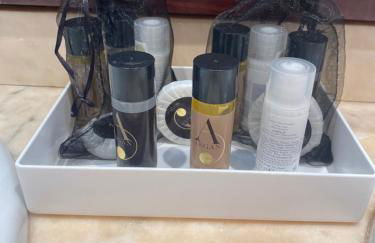 Marbella Beach Front Edificio Mayoral Centro Ciudad y Primera Línea Playa Muy Amplio y Espacioso - Foto 53