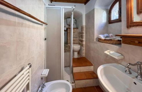 Pet Friendly Apartment - Photo 25