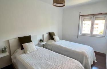 T3 beach front in São João da Caparica - Foto 4