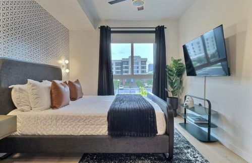 Cozy Bham Getaway, Modern Stay Near UAB - Foto 18