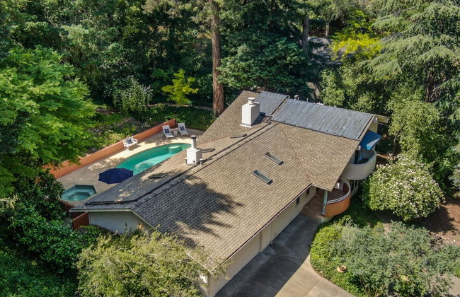 Le n by Avantstay Private Breathtaking Character Cottage w Pool Hot Tub - Foto 38