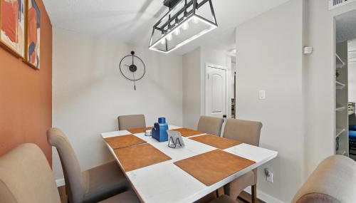 Big Soccer Games 2026, Media, Workers & Guests, 2BR, 2BA Condo, 29 Nights or More - Foto 3