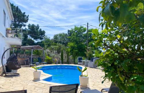 Casa Feliç, 6 people, fireplace and HotTub - Foto 14