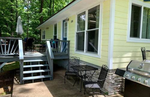Charming Cottage with Fire Pit and Barbecue in Cadiz, Kentucky - Foto 24