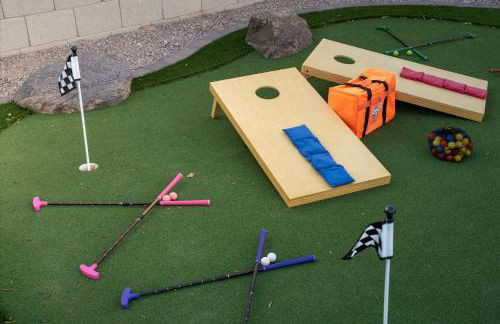 Pickleball & Mini Golf Karaoke Game Room - Foto 57