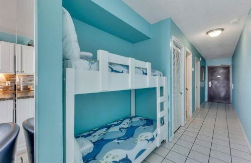 0402 Modern Greece condo - Photo 21