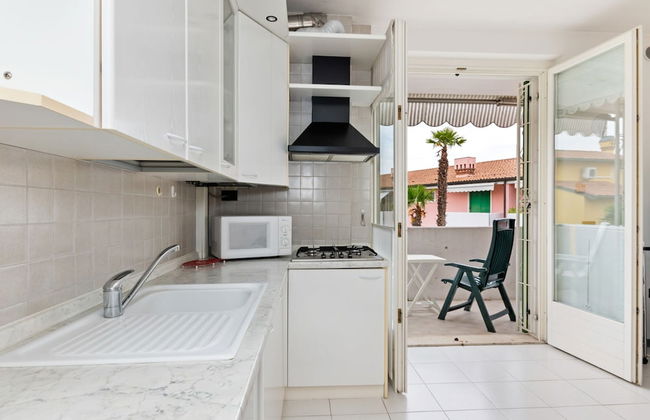 Vibrant Holiday Home in Lazise with Swimming Pool near Lake - Foto 8