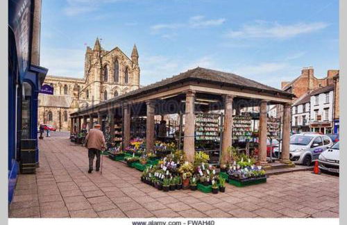 Hexham Town Centre, Market Place View - Foto 5