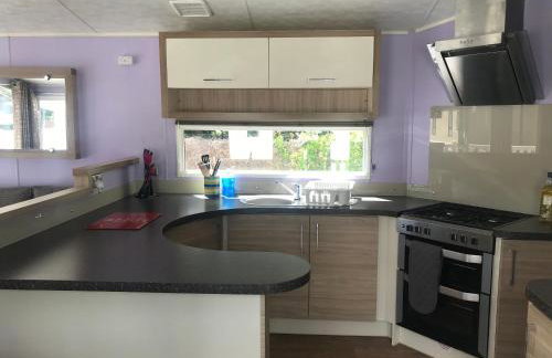 Poppy at Oakdene Forest Park - Foto 20