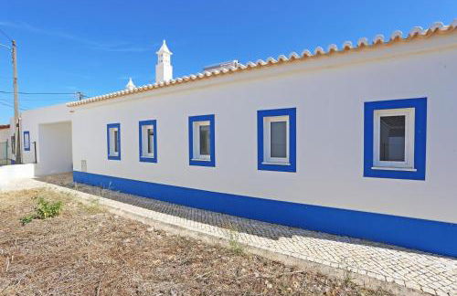 D13 - Eiras Velhas Holiday House in Almádena - Foto 55