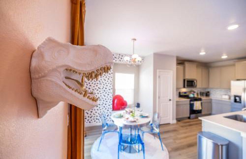 Near Airport, 3BR, Stock Tank Pool, Mini-Golf, Game Rm - Foto 28