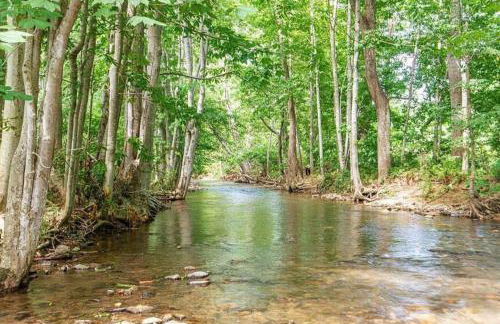 Serenity Views Retreat - Close to City and Parkway! - Foto 2