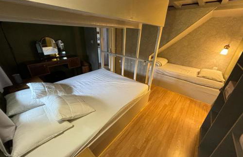 La Maison du bonheur - Gîte RULINA - Corancy - Foto 9