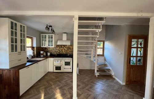 Przystanek Jeziorna 49 - Foto 41