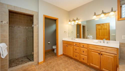 Snowshoe Summit - Photo 3