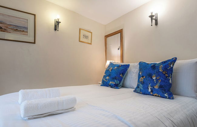 Eilmers Cottage Lovely 4BD in Malmesbury - Photo 20