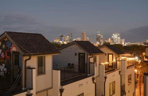 Luxury Townhouse with Rooftop Deck Less than 10 mins to Downtown - Foto 51