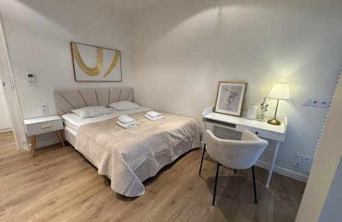 Free Garage Parking & AC, Luxury Apt - Old Town & Kazimierz - Foto 13