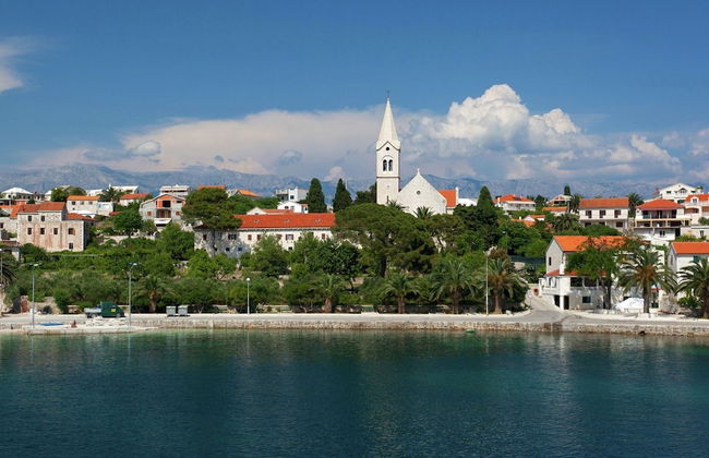 Villa in Sumartin Near the Beach & Ferry Port - Foto 36