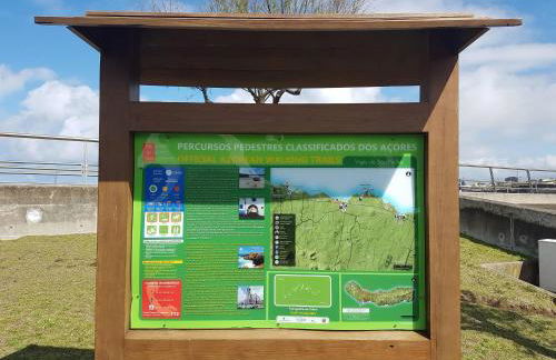 Seaside Azores Villa with natural pool, terrace & barbecue - Photo 19