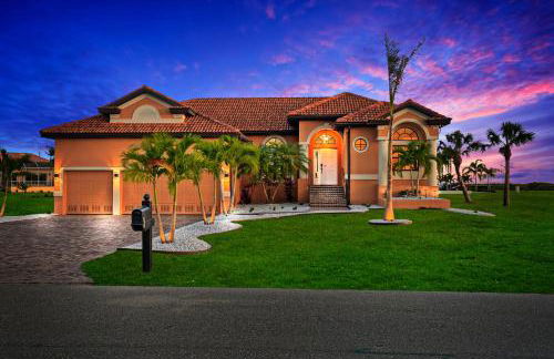 Luxury Villa in Punta Gorda Isles - Photo 54