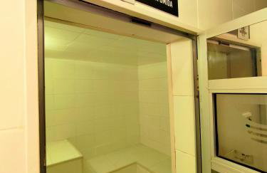 Apto 2qts, Ar Condicionado, Piscina, Churrasqueira, Finamente Mobiliado e Decorado - Foto 23