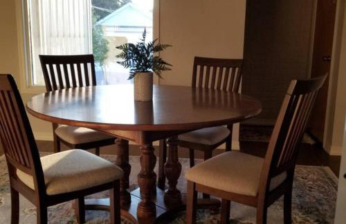 Charming Home In Quiet Grangeville Neighborhood - Foto 31