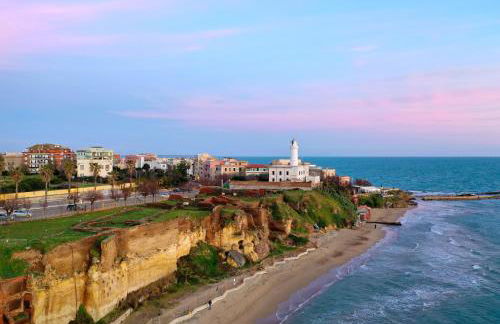 K-FOFO Apartment - Steps from Anzio Station, Beach & Town Center - Photo 30