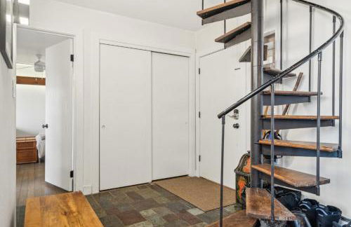 Serene Architect-Designed Vermont Chalet home - Foto 8