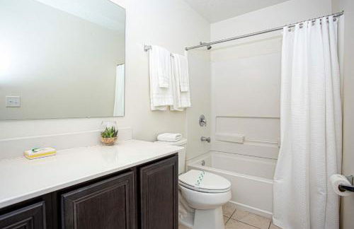 Family Friendly 4 Bedrooms with GameRoom close to Disney in Compass Bay 5103 - Foto 70