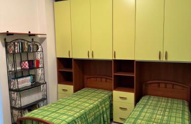 Nel borgo di Capri Leone - Foto 55