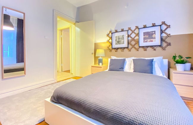 Sleek Flat Within Walking Distance to Pera Museum - Foto 19