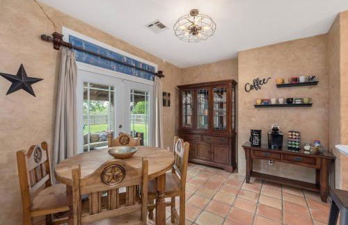 Spirit of Aggieland Retreat-HugeYard-1 Mile to A&M - Foto 12