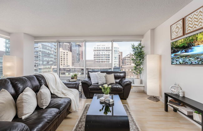 Corner Suite - Yonge & Bloor - Foto 24