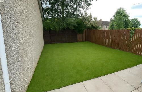 Register House Family or Contractor 4bed with Garden Driveway - Foto 17