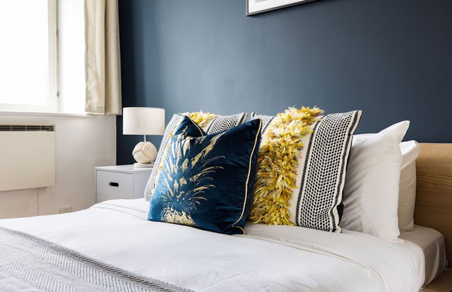 The Waterloo Apartments - Photo 9